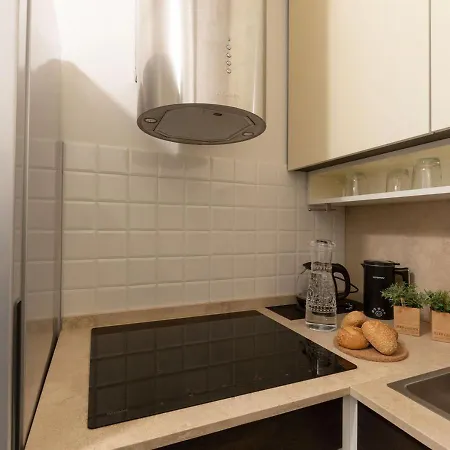 Near River, Relax And Design Behind The Tower Apartment *