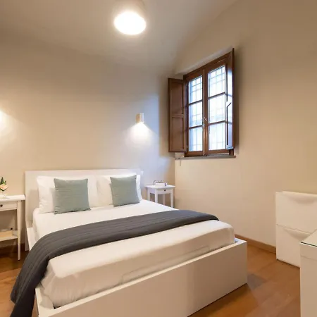 Apartment Near River, Relax And Design Behind The Tower *