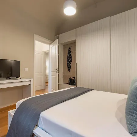 Apartment Near River, Relax And Design Behind The Tower