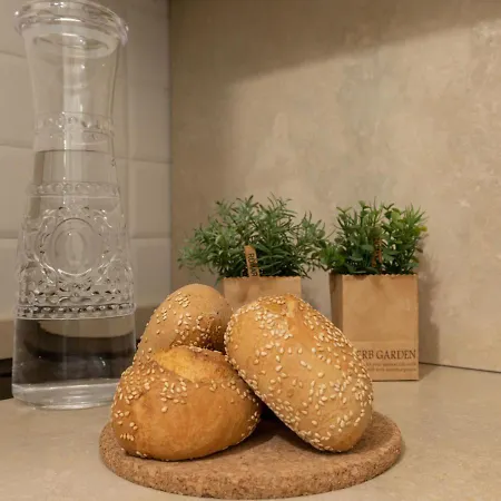Near River, Relax And Design Behind The Tower Apartment *